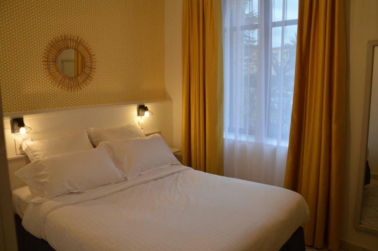 Hotel Le Castellamar Sainte-Maxime Zewnętrze zdjęcie